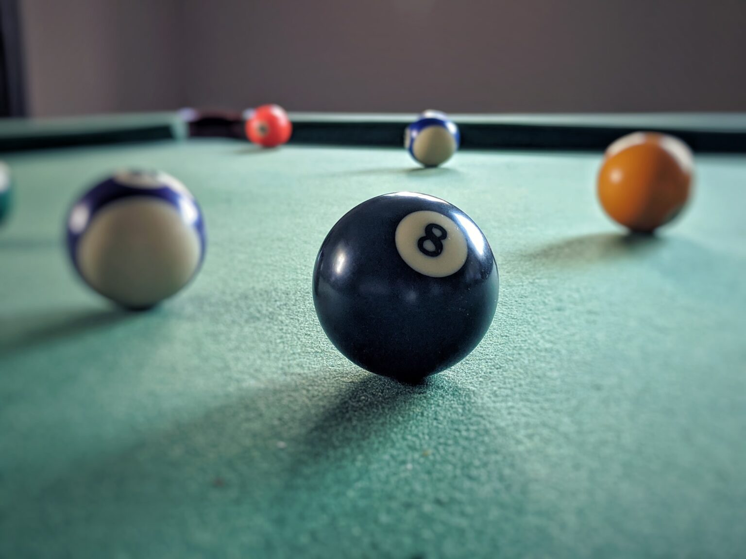 behind-the-eight-ball